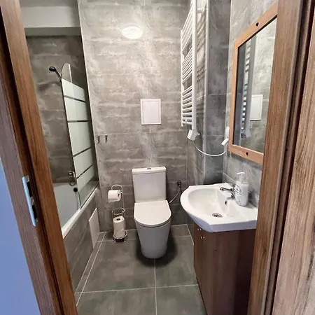 3 Budget Aparthotel 3*