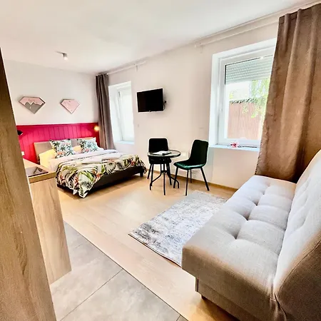 3 Budget 3* זגורזלק