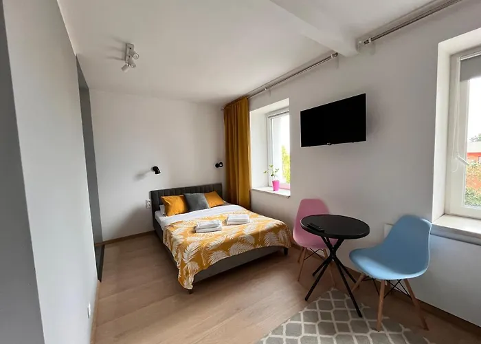 3 Budget Aparthotel 3*