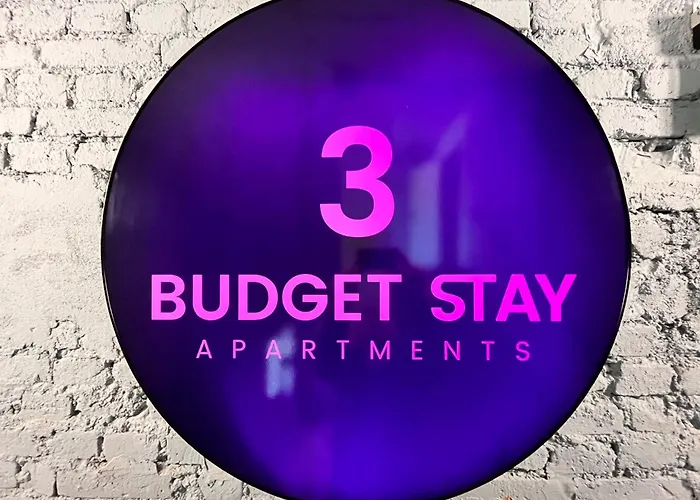 3 Budget Aparthotel 3*